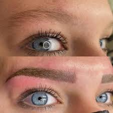 microblading blonde wenkbrauwen