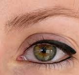 permanente eyeliner boven en onder