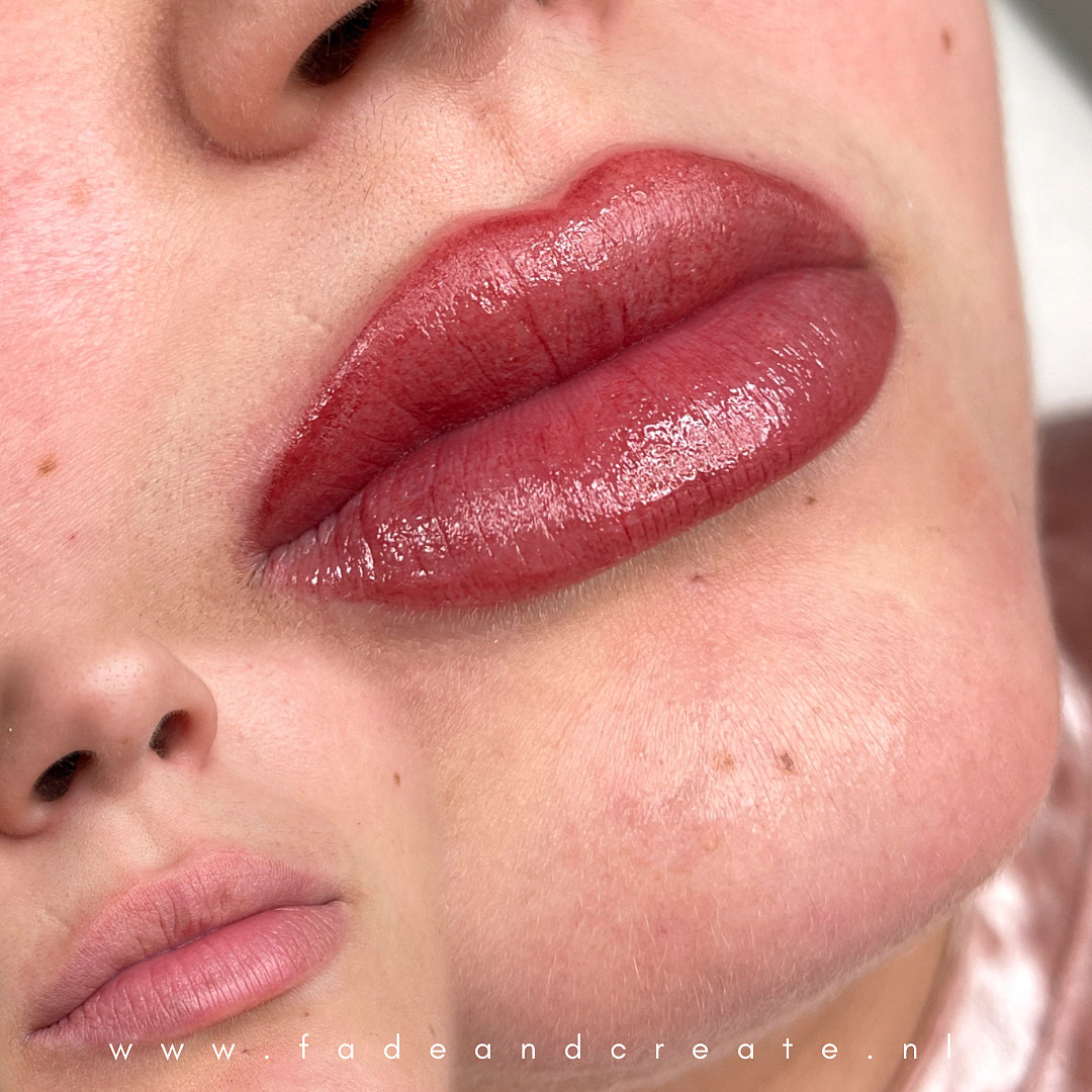 lip permanente make up