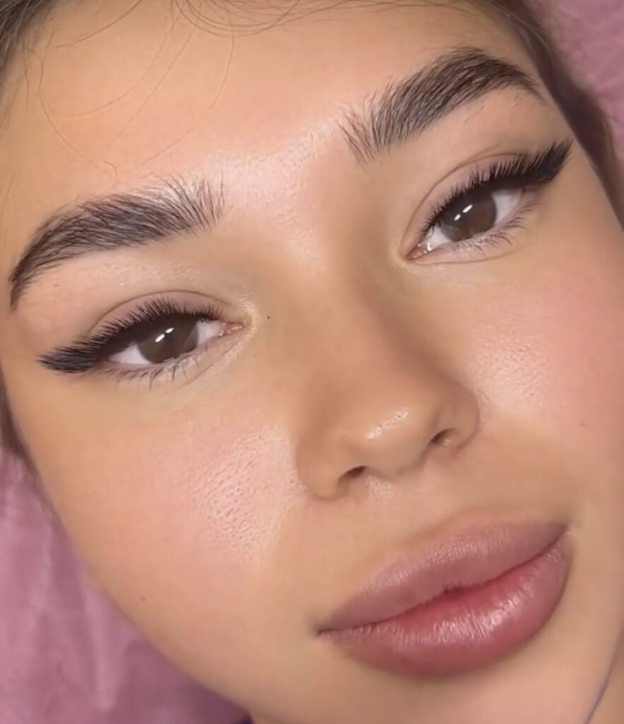 wimperextensions eyeliner