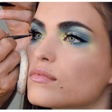 wenkbrauwen sneller laten groeien